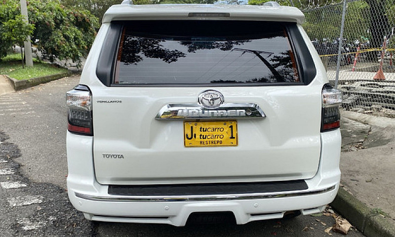 Toyota 4Runner 4.0 L...