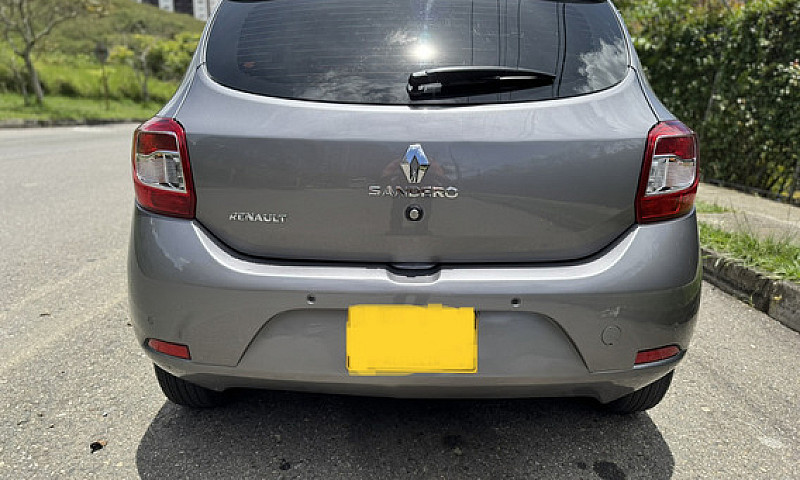 Renault Sandero 1.6 ...