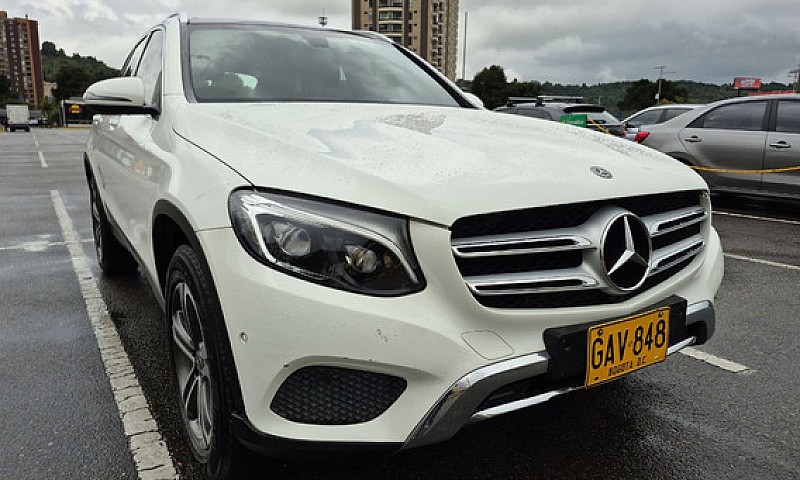 Mercedes-Benz Clase ...