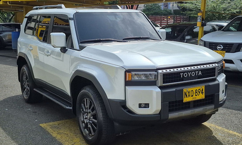 Toyota Land Cruiser ...