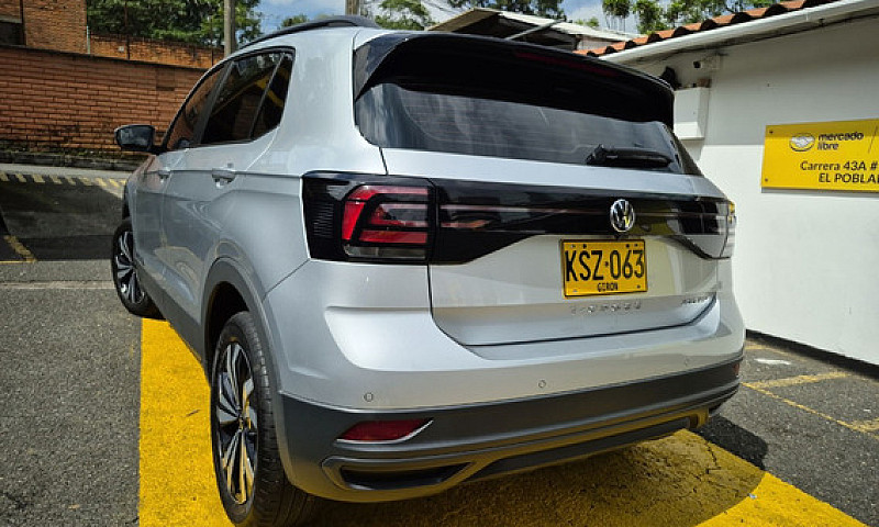 Volkswagen T-Cross 1...