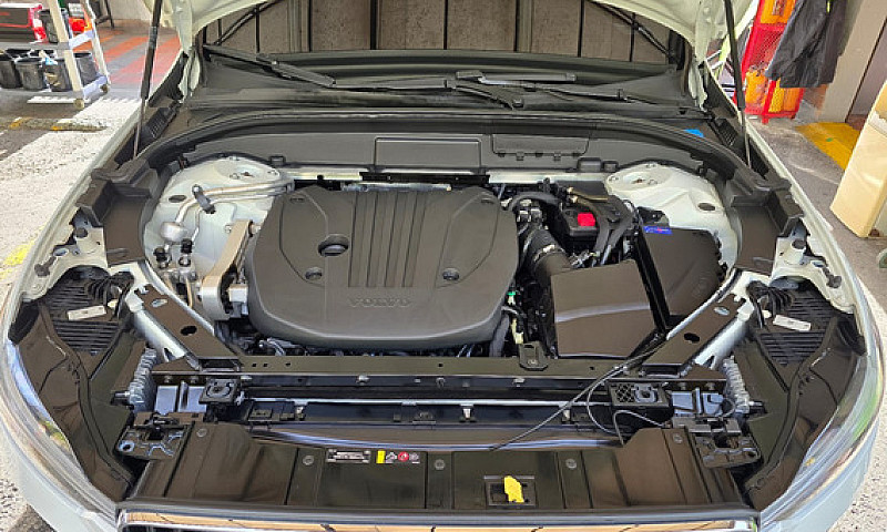 Volvo Xc60 2.0 Turbo...