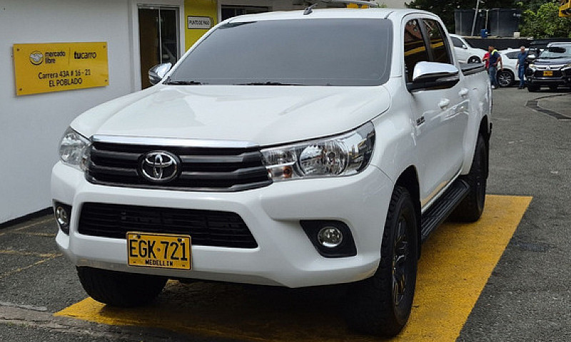 Toyota Hilux 2.7 Gas...