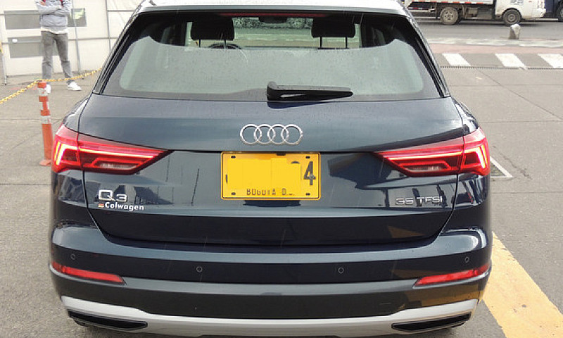 Audi Q3 1.4 Tfsi Att...