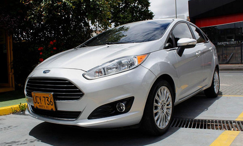 Ford Fiesta 1.6 Tita...