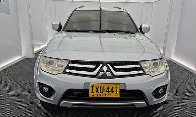 Mitsubishi Nativa 2....
