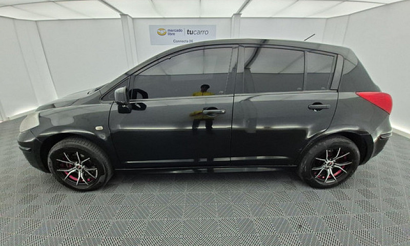Nissan Tiida Hb 1.8 ...