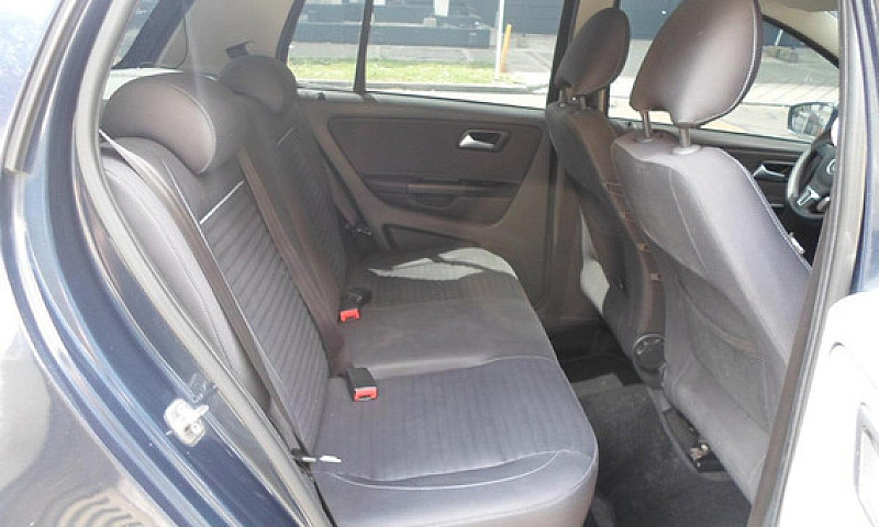 Volkswagen Crossfox ...