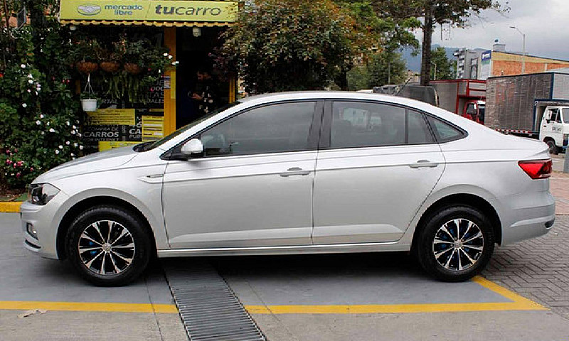 Volkswagen Virtus 1....