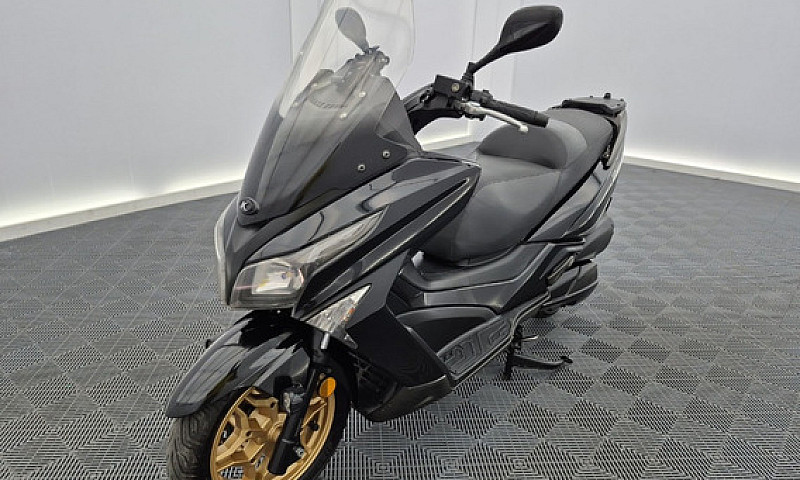Kymco X-Town 300...