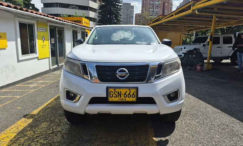 Nissan Np300 Frontie...