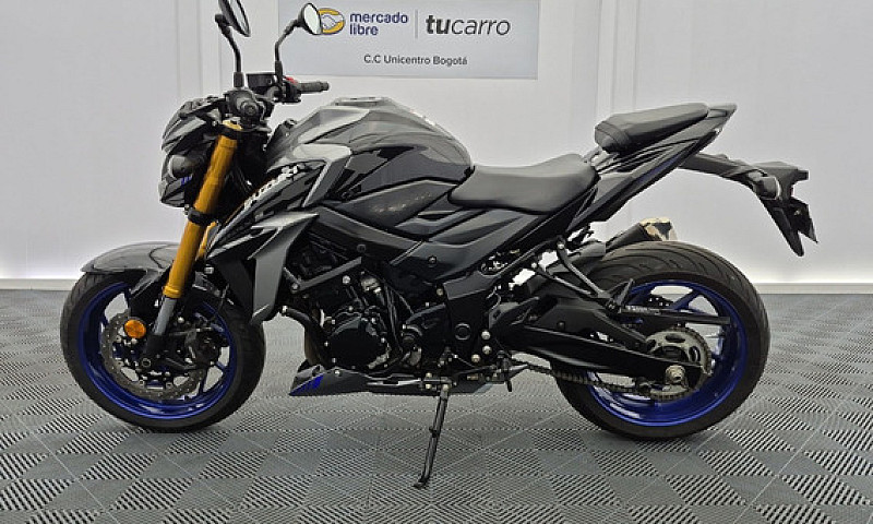 Suzuki Gsxs750 ...