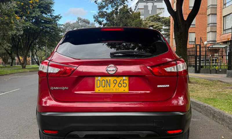 Nissan Qashqai 2.0 E...