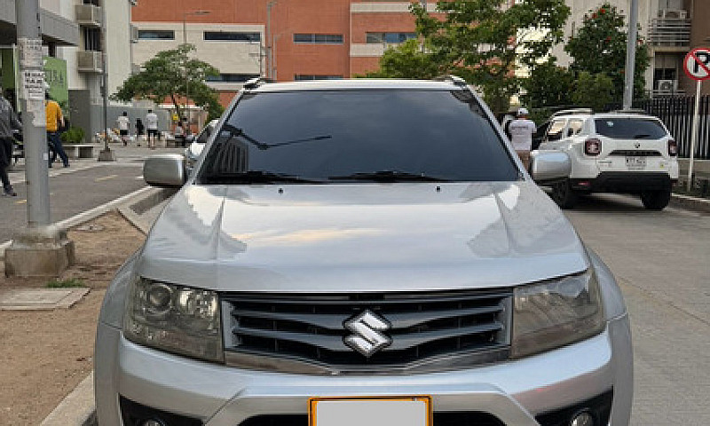 Suzuki Grand Vitara ...
