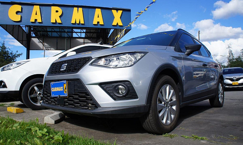 Seat  Arona Referenc...