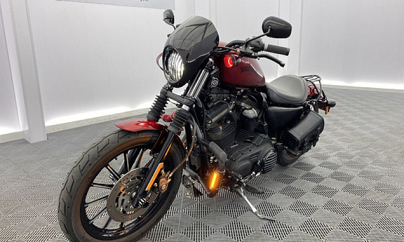 Harley Davidson Xl 8...