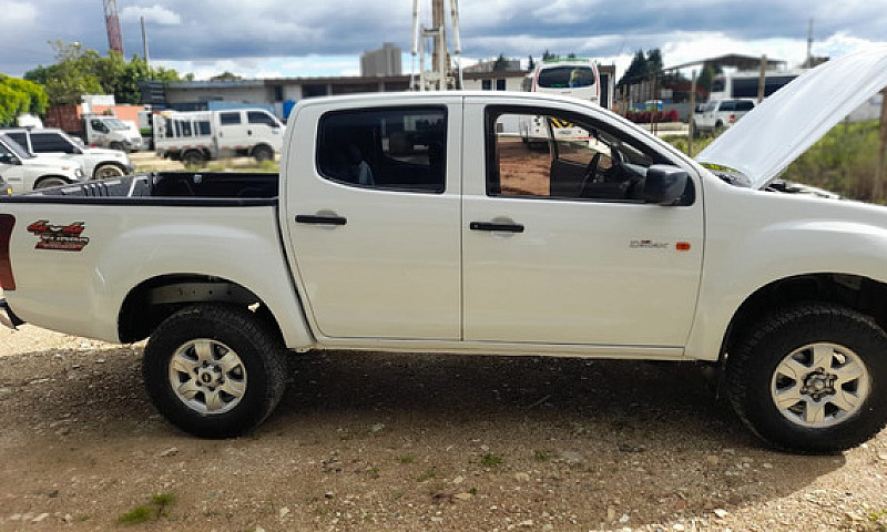 Chevrolet D-Max 2.5...