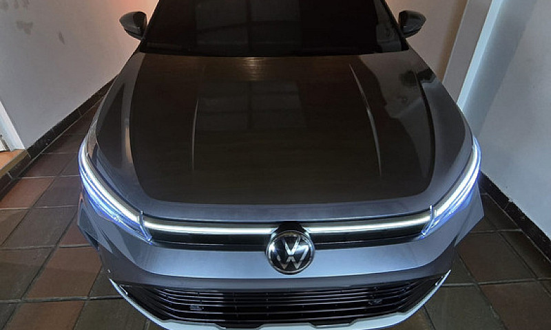 Volkswagen Nivus 1.0...