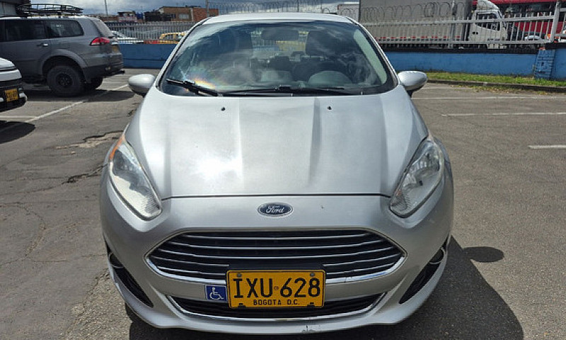 Ford Fiesta 1.6 Tita...