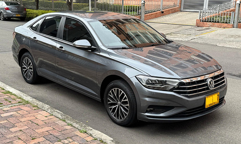 Volkswagen Jetta 1.4...