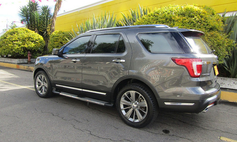 Ford Explorer 2.3 Li...