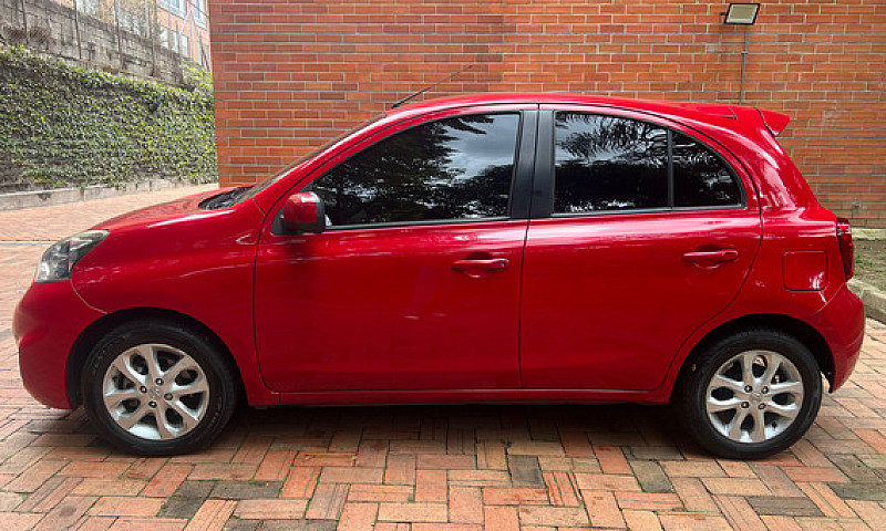 Nissan March 1.6 Adv...