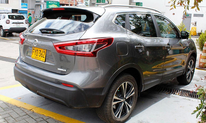 Nissan Qashqai 2.0 E...