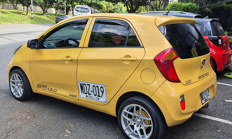 Kia Picanto 1.3 Io E...