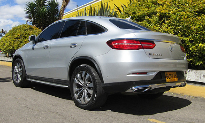 Mercedes-Benz Clase ...