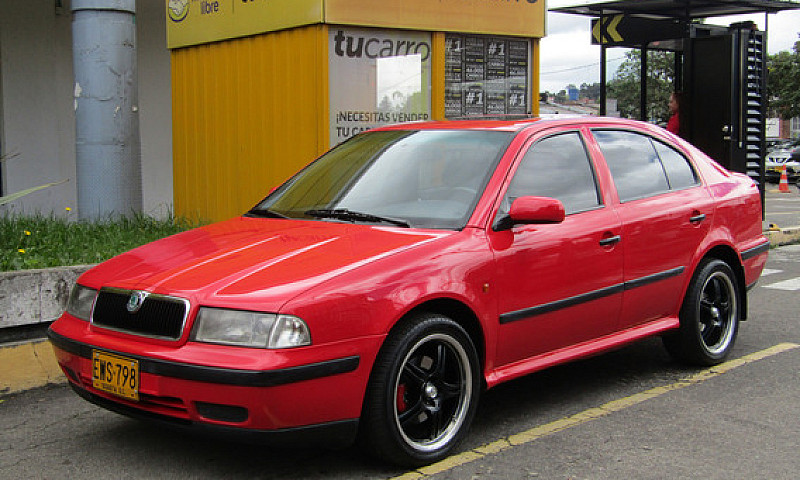 Skoda Octavia 1.8 Sl...