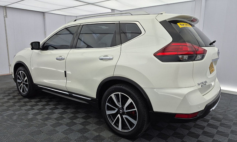 Nissan X-Trail 2.5 E...