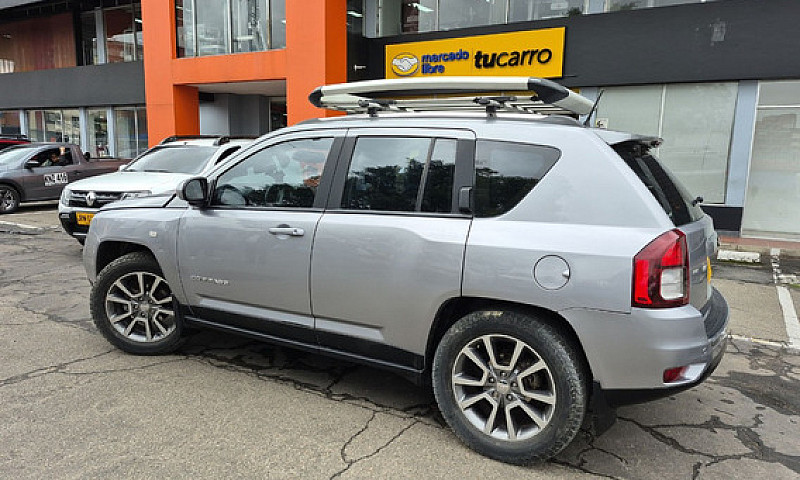 Jeep Compass 2.4 Lim...