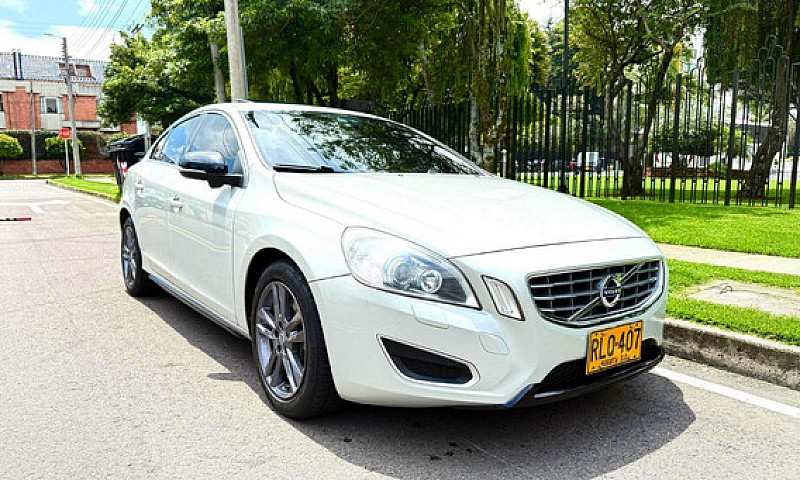 Volvo S60 3.0 T6 Awd...
