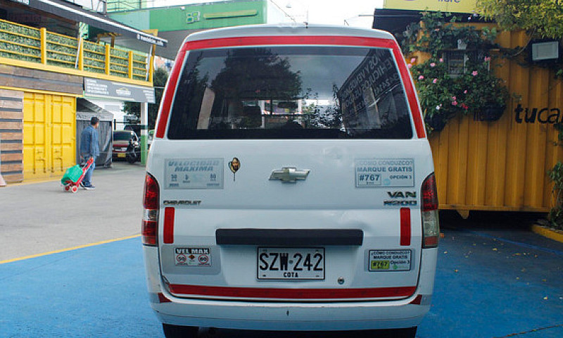 Chevrolet Van N200 1...