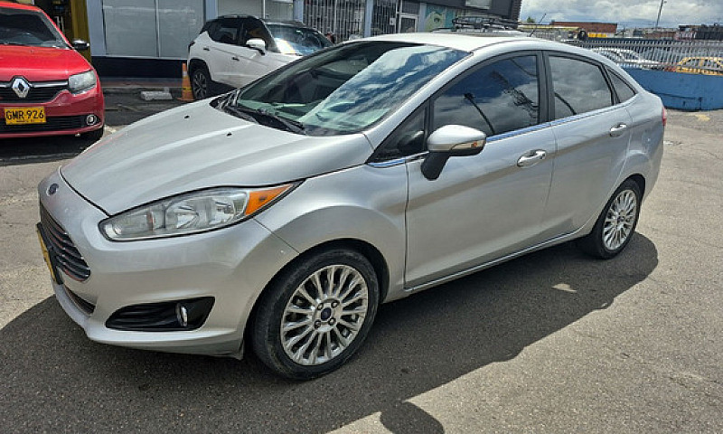 Ford Fiesta 1.6 Tita...