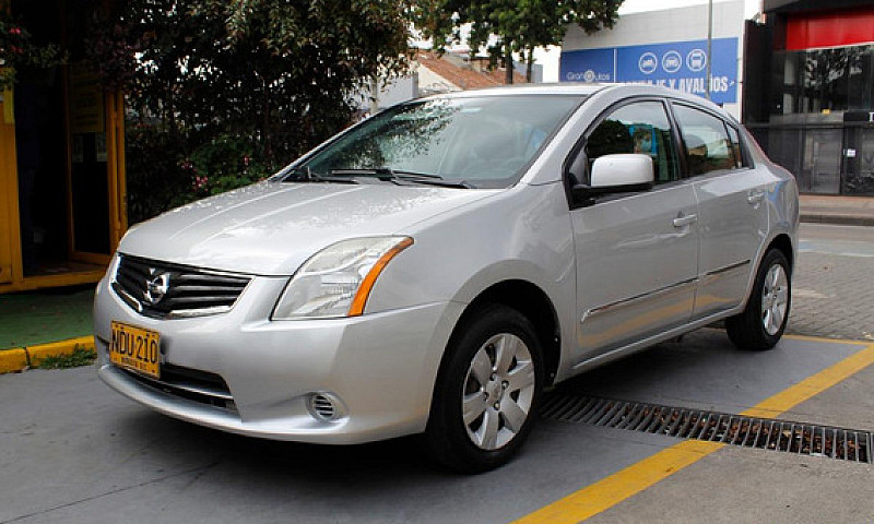 Nissan Sentra 2.0 B1...