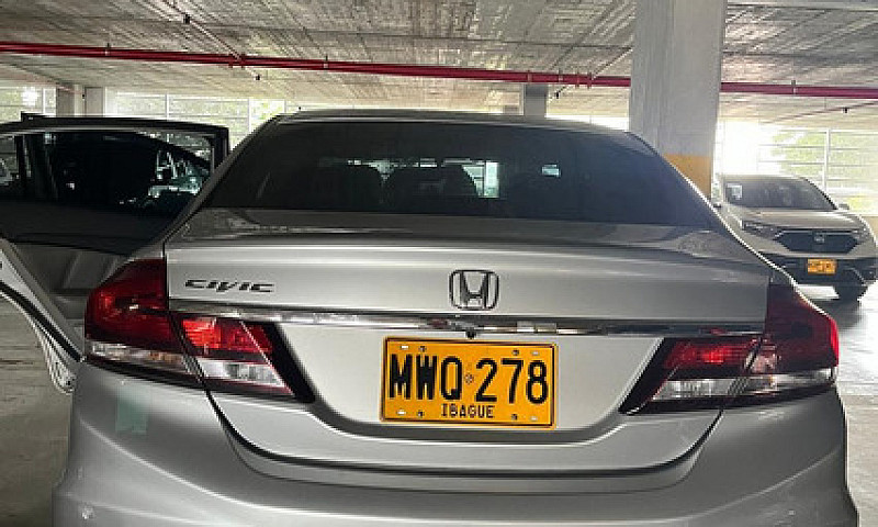 Honda Civic 1.8 Ex-L...