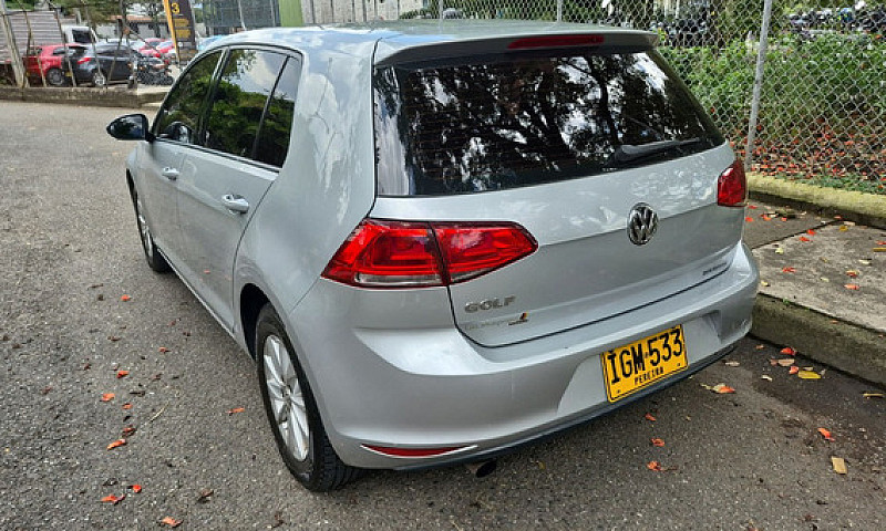 Volkswagen Golf 1.6 ...