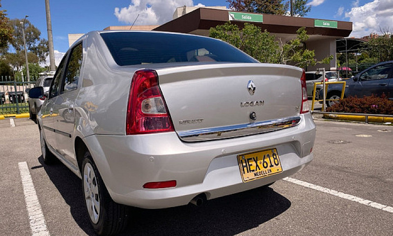 Renault Logan Expres...