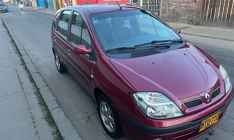 Renault Scenic 2.0...