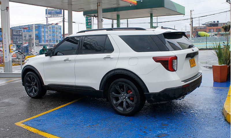 Ford Explorer St 3.0...