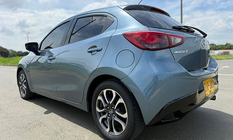 Mazda 2 Sport 1.5 Gr...