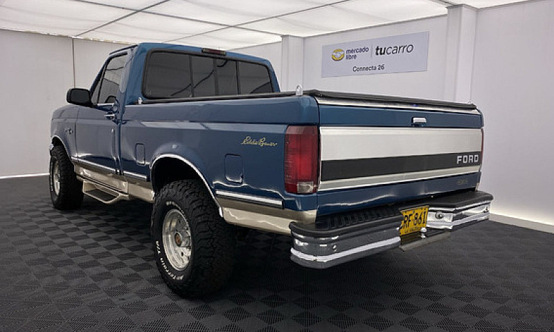Ford F-150 5.0 Xlt 4...