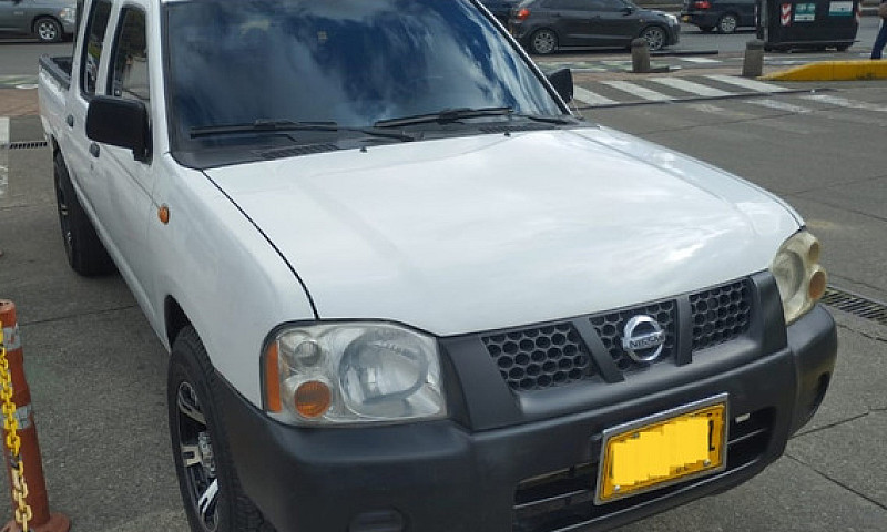 Nissan Np300 Frontie...