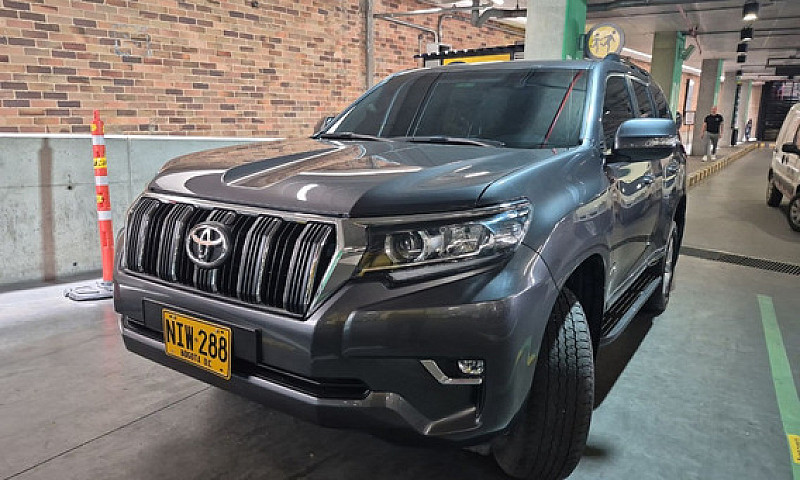 Toyota Prado 2.8 Txl...