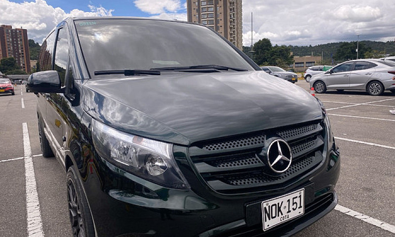 Mercedes Benz Vito 2...