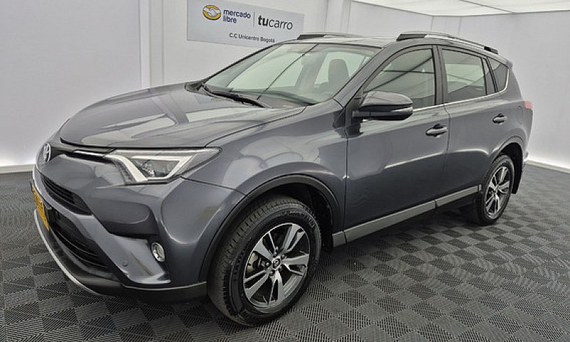 Toyota Rav4 2.0 Stre...