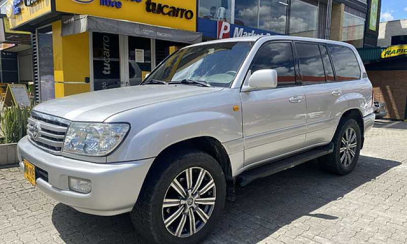 Toyota Land Cruiser ...