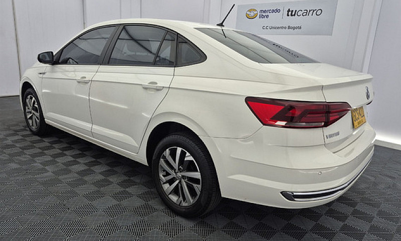 Volkswagen Virtus 1....