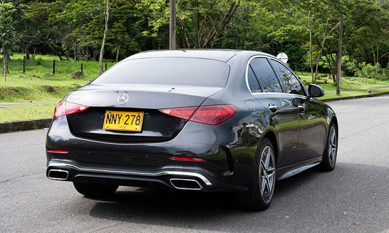Mercedes-Benz Clase ...
